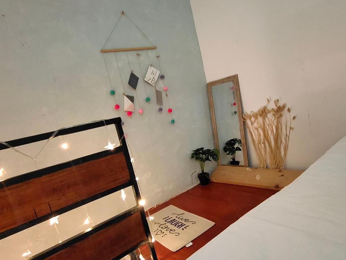 ホテル Lima.Tujoh クチン エクステリア 写真